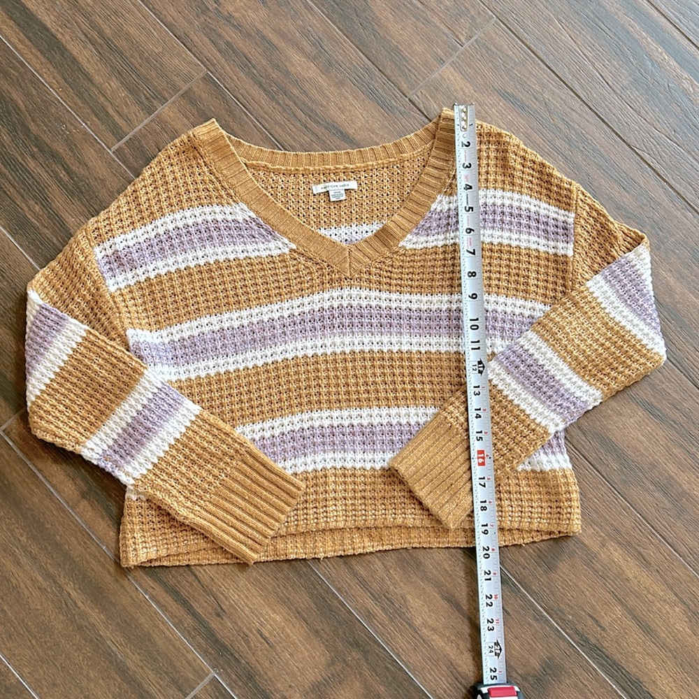 American Eagle cropped sweater S
